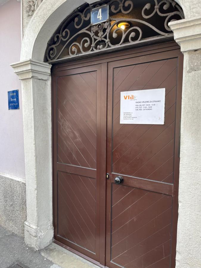 Apartman Lora Apartamento Rijeka Exterior foto