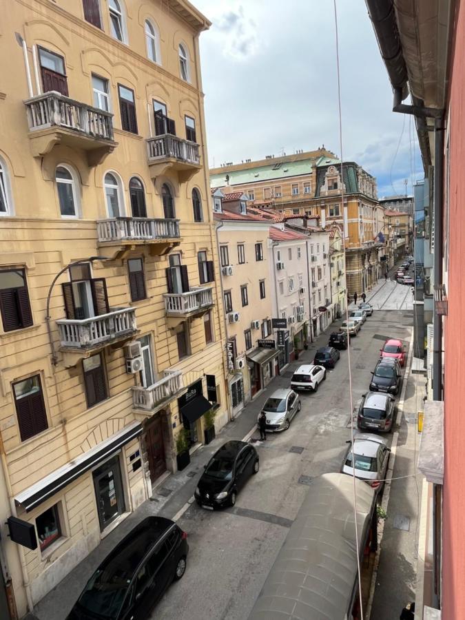 Apartman Lora Apartamento Rijeka Exterior foto
